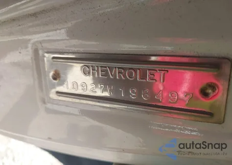 1961 Chevrolet Corvair из США, поврежденный, VIN 3TMM4FNXAM22795